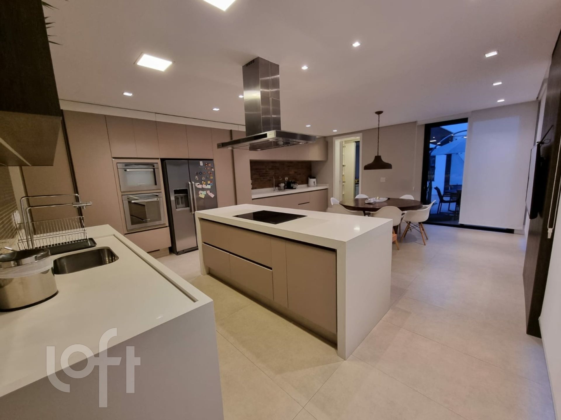 Casa à venda com 4 quartos, 415m² - Foto 5