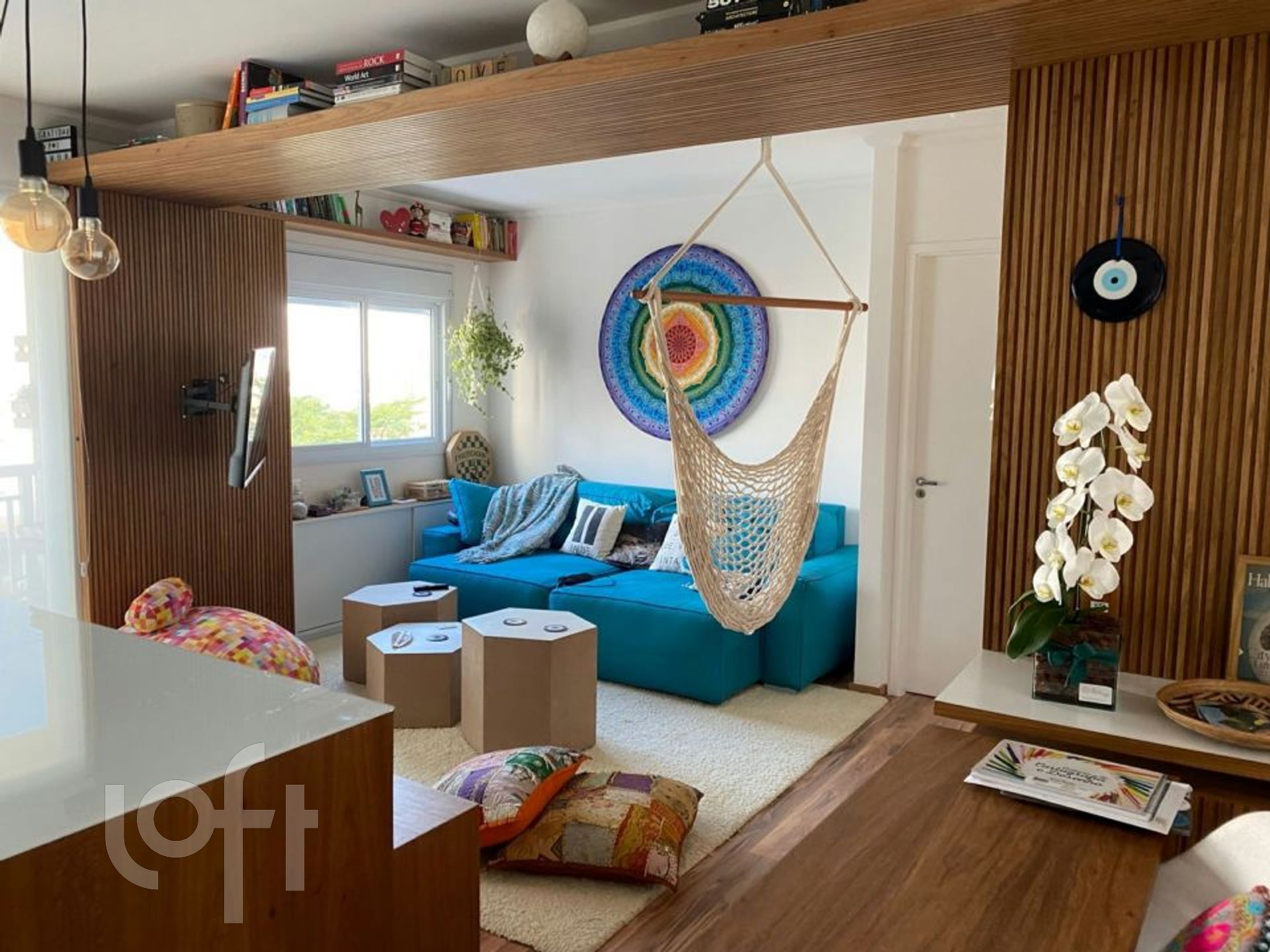 Apartamento à venda com 2 quartos, 72m² - Foto 3