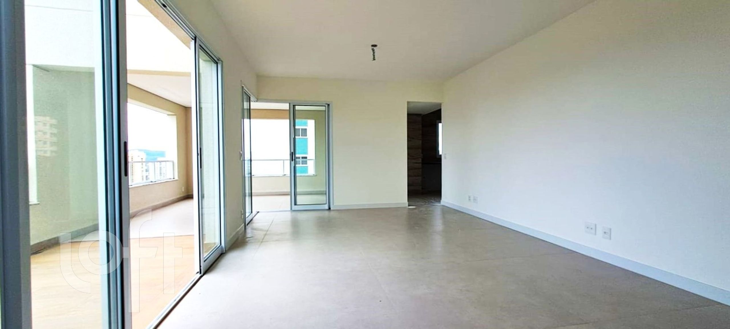 Apartamento à venda com 3 quartos, 198m² - Foto 17