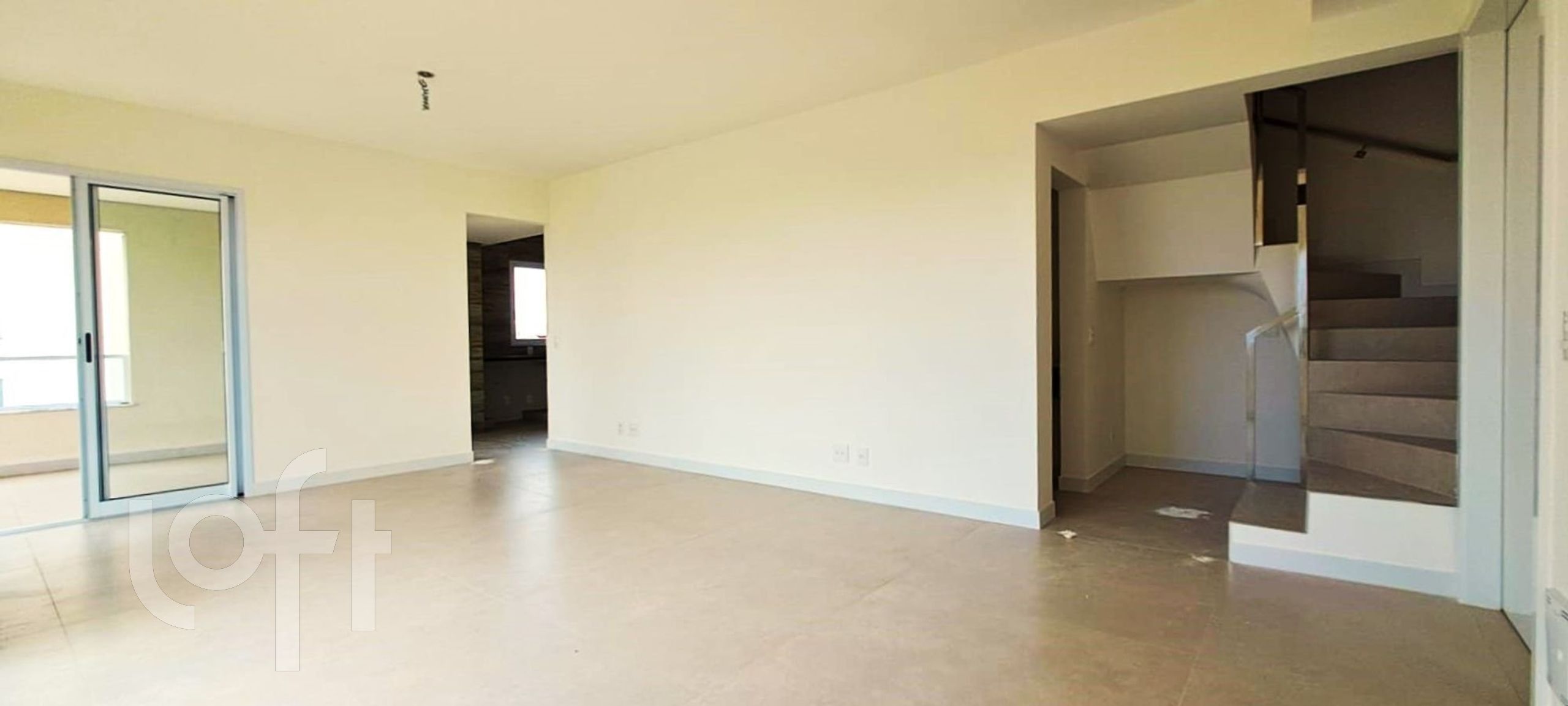 Apartamento à venda com 3 quartos, 198m² - Foto 1