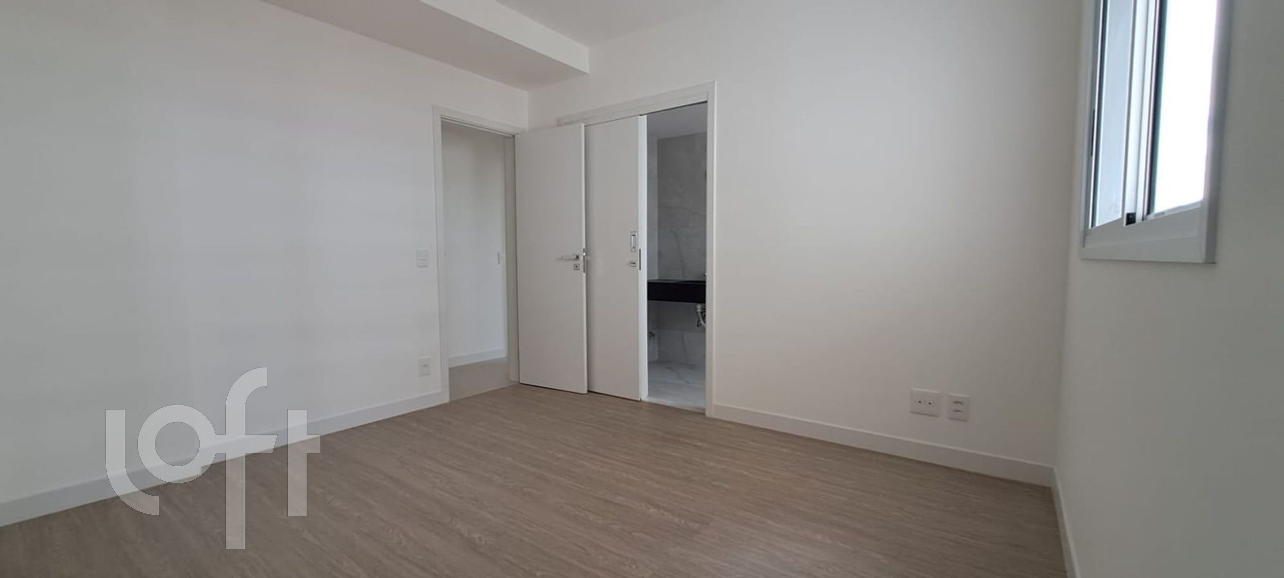 Apartamento à venda com 3 quartos, 198m² - Foto 7