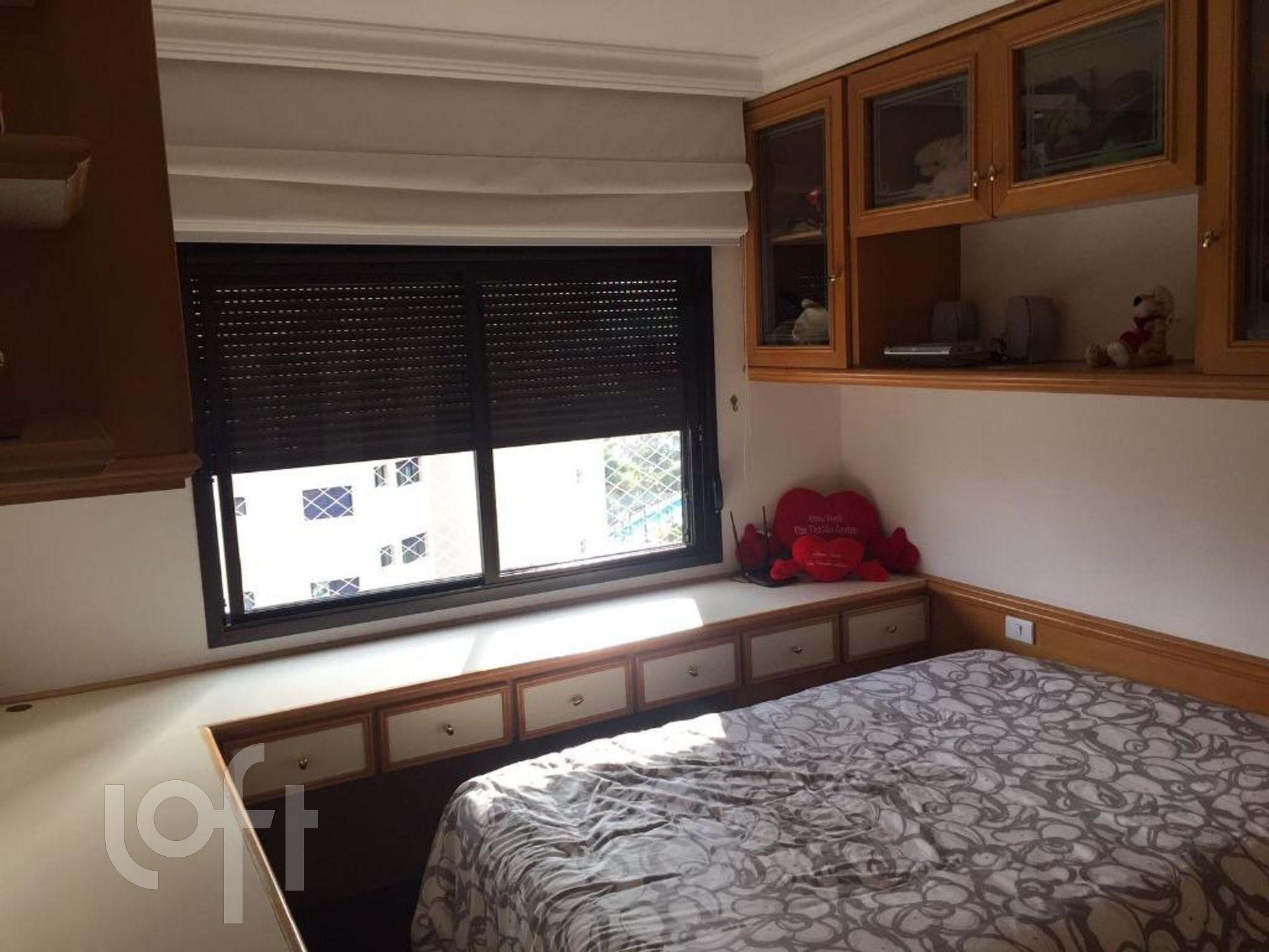 Apartamento à venda com 3 quartos, 185m² - Foto 4