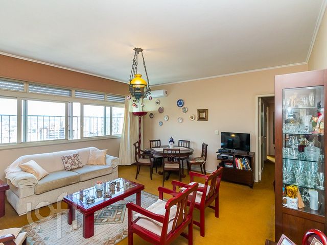 Apartamento com 106m², 3 dormitórios, 1 suíte, 1 vaga, Independência em Porto Alegre