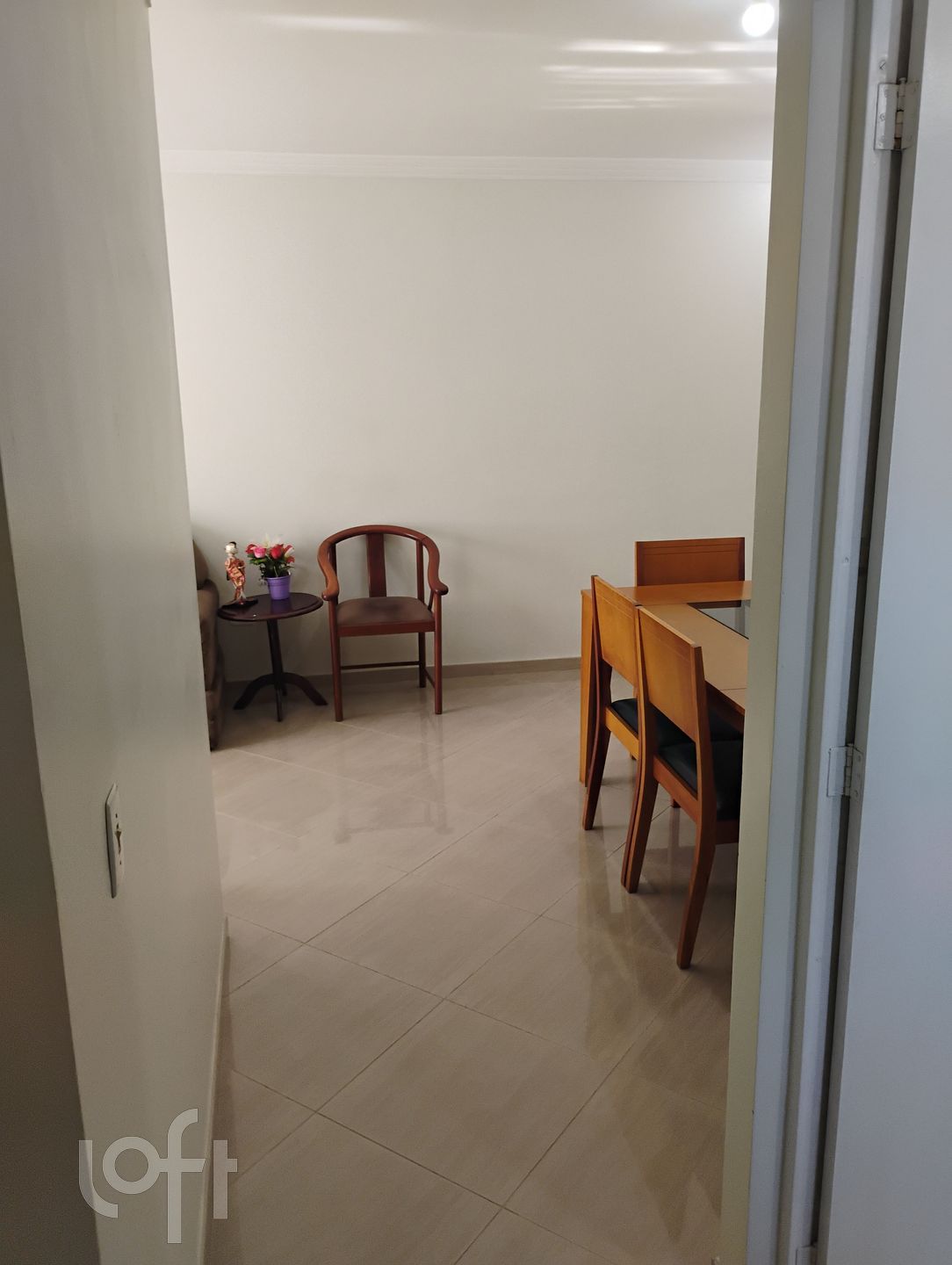 Apartamento à venda com 1 quarto, 67m² - Foto 2