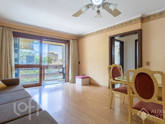 Apartamento com 87m², 2 dormitórios, Santana em Porto Alegre