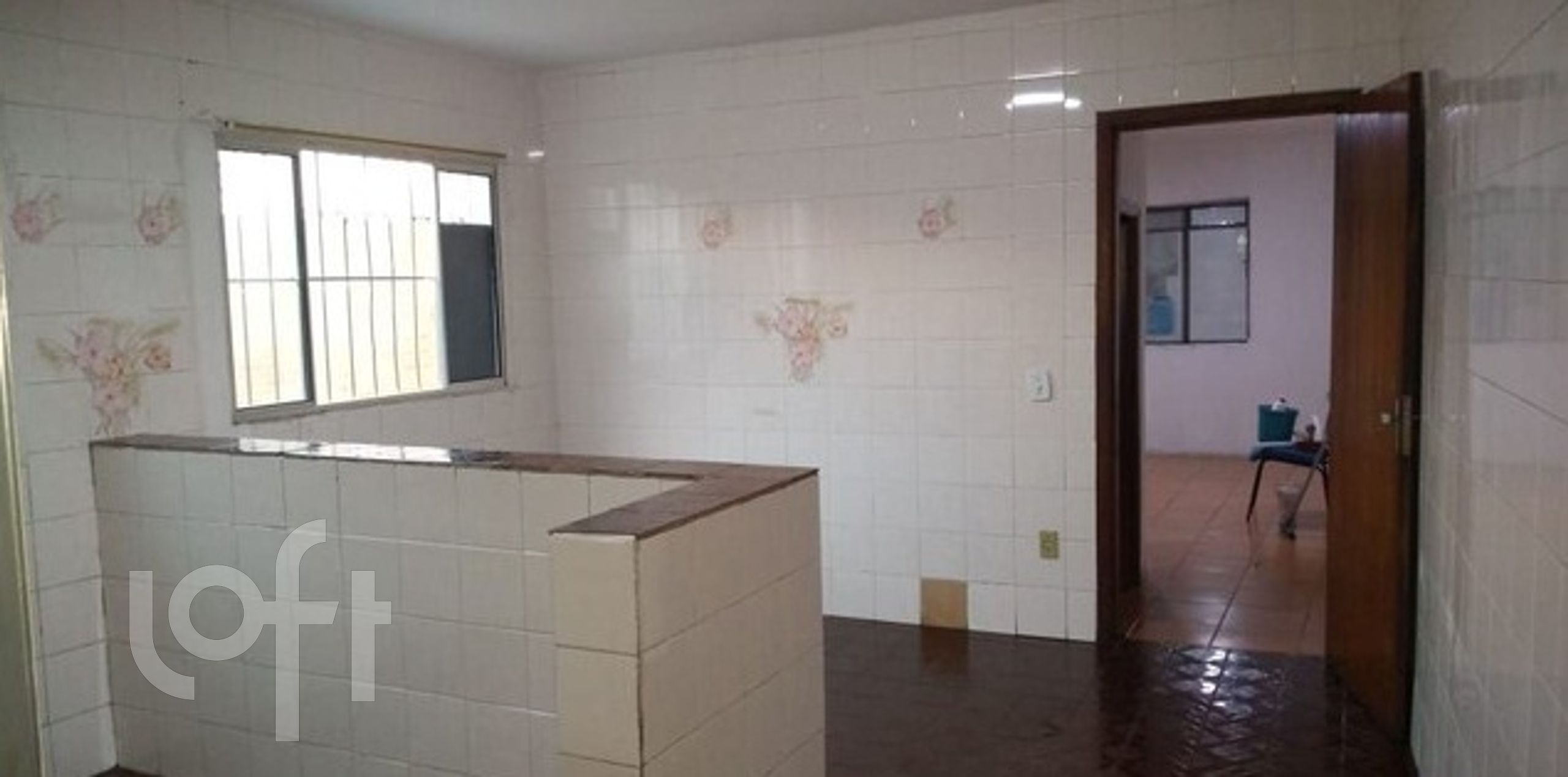 Casa à venda com 4 quartos, 170m² - Foto 1