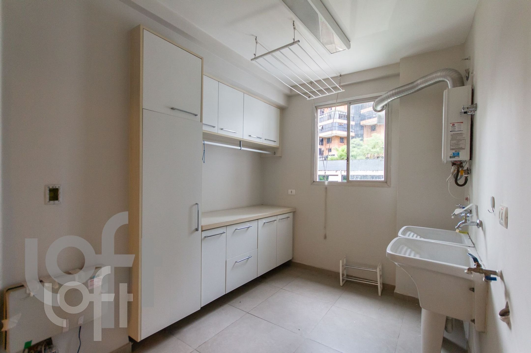 Apartamento à venda com 4 quartos, 250m² - Foto 25