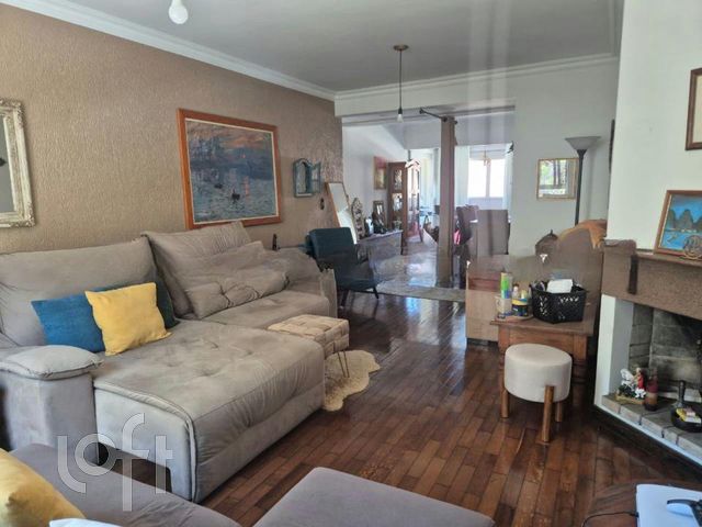 Apartamento com 119m², 3 dormitórios, 1 suíte, 1 vaga, Moinhos de Vento em Porto Alegre