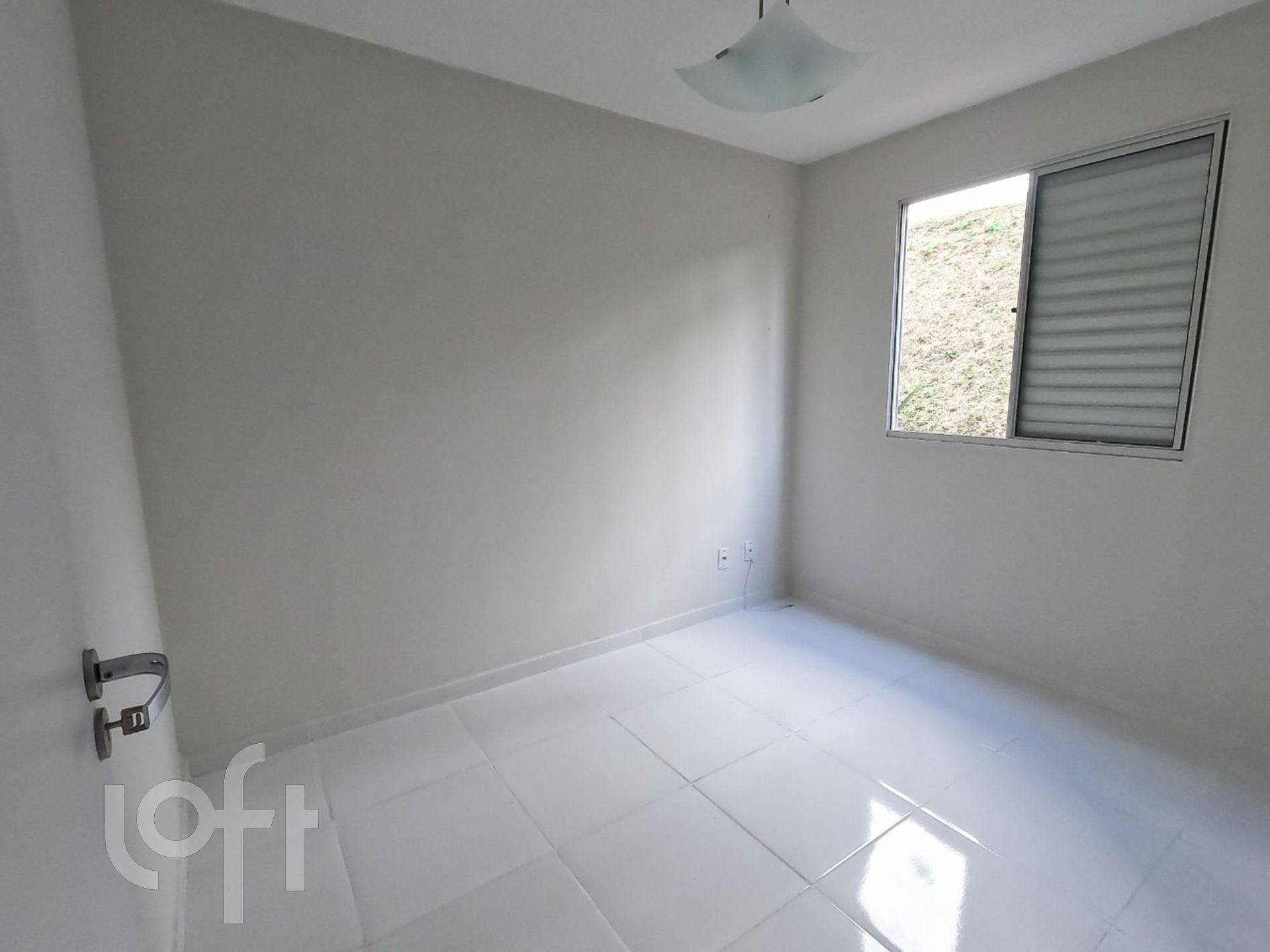 Apartamento à venda com 2 quartos, 51m² - Foto 2