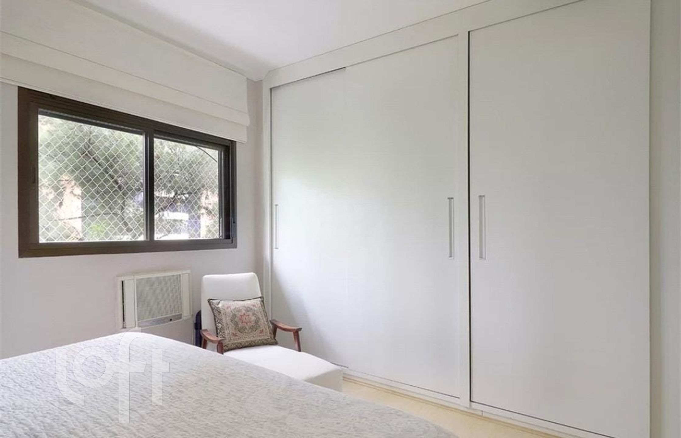 Apartamento à venda com 3 quartos, 158m² - Foto 13