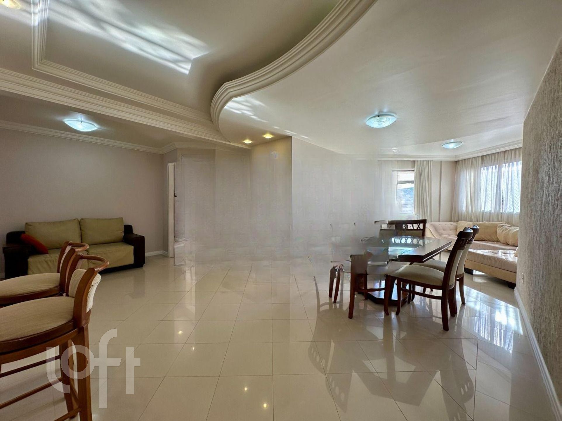 Apartamento à venda em Pantanal com 121 m², 3 quartos, 1 suíte, 2 vagas