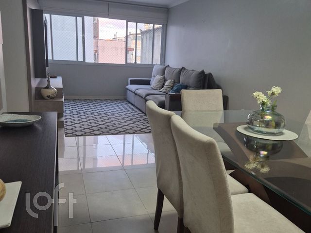 Apartamento com 99m², 3 dormitórios, 1 suíte, 2 vagas, Higienópolis em Porto Alegre