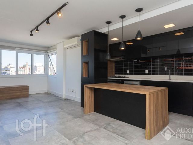 Apartamento com 62m², 2 dormitórios, 1 suíte, 2 vagas, Rio Branco em Porto Alegre