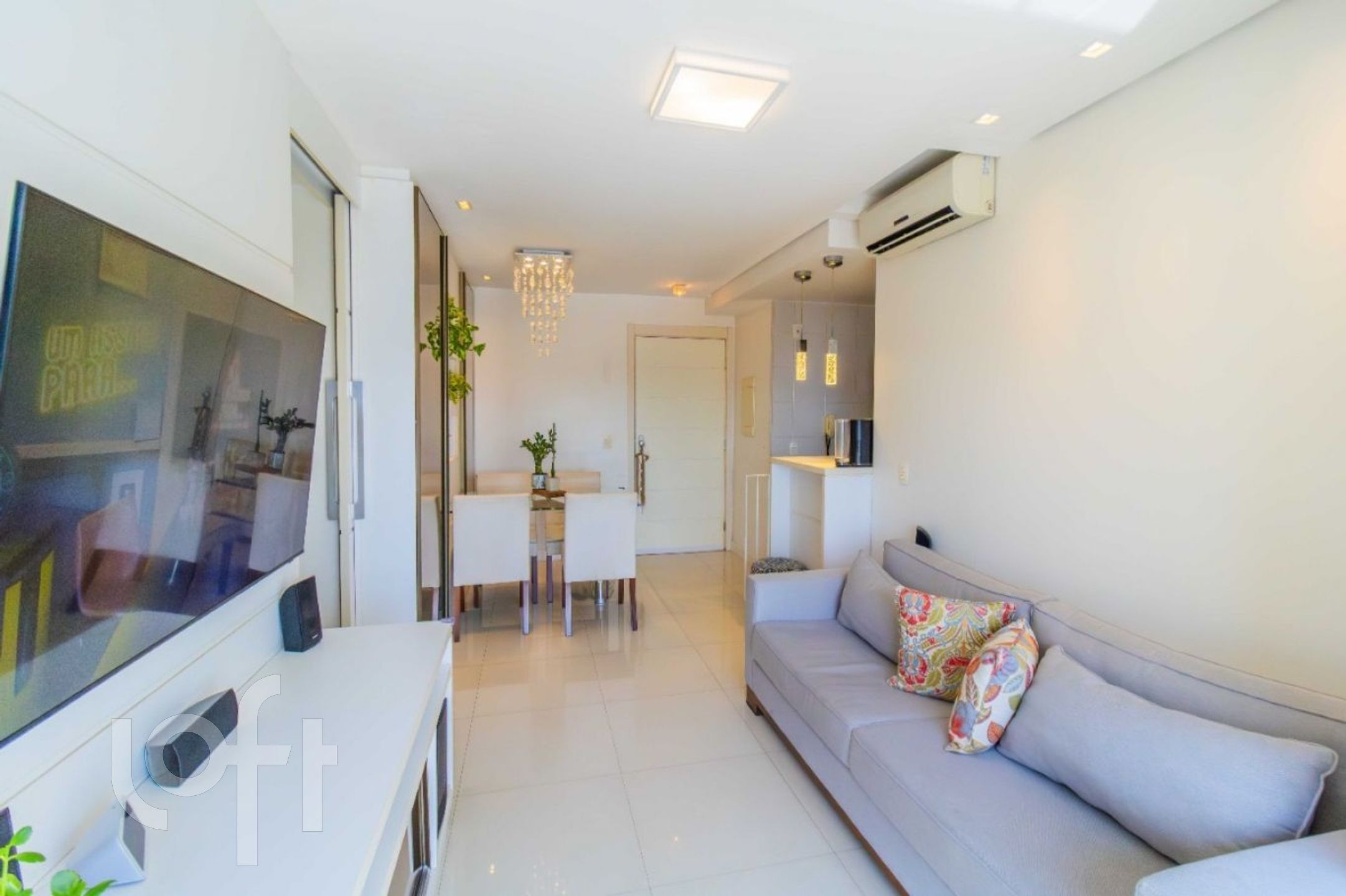 Apartamento com 66m², 2 dormitórios, 1 suíte, 1 vaga, Vila Ipiranga em Porto Alegre