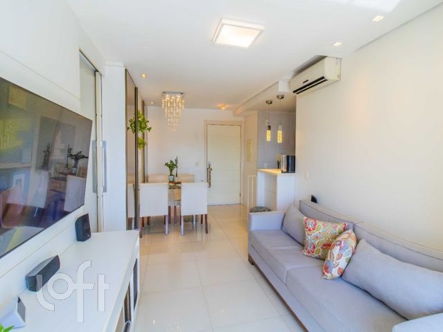 Apartamento com 66m², 2 dormitórios, 1 suíte, 1 vaga, Vila Ipiranga em Porto Alegre