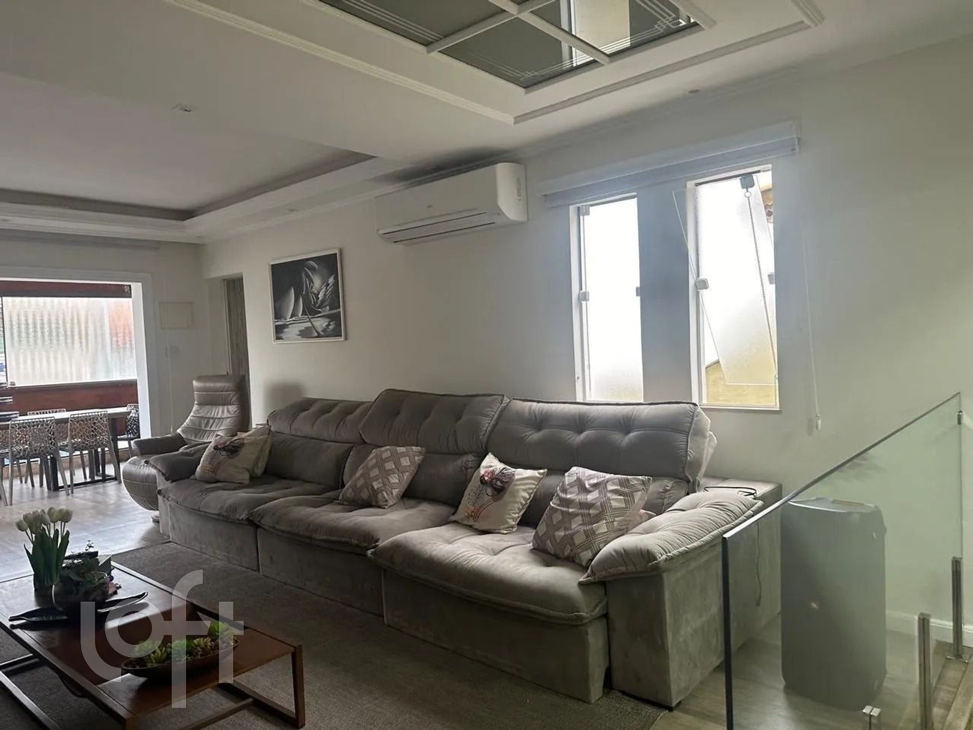 Casa à venda com 2 quartos, 250m² - Foto 1