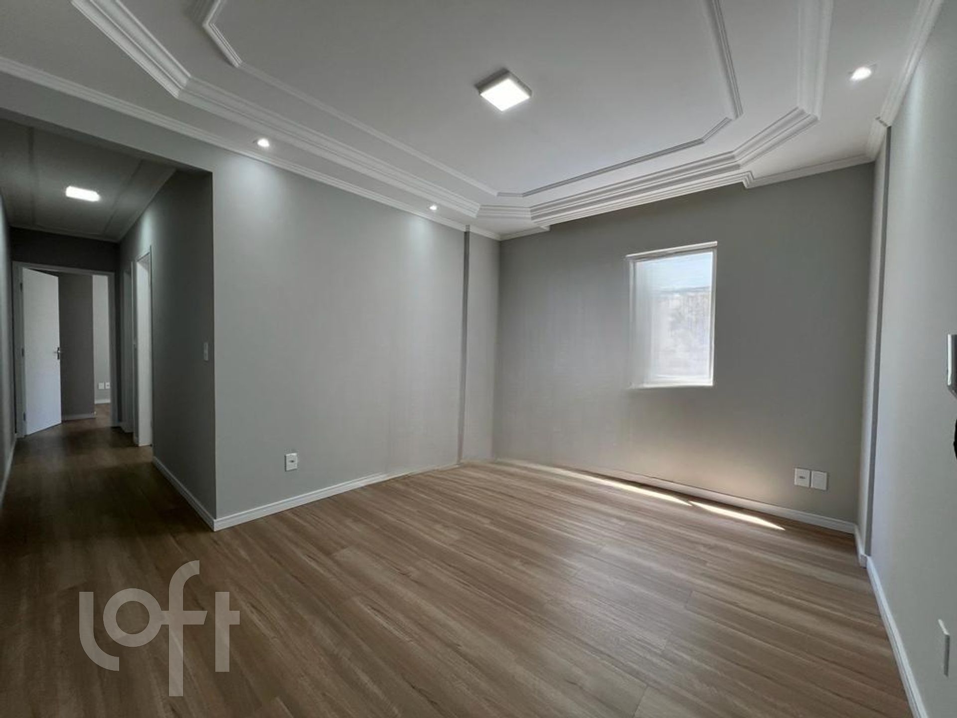 Apartamento à venda em Centro com 75 m², 2 quartos, 1 suíte, 1 vaga