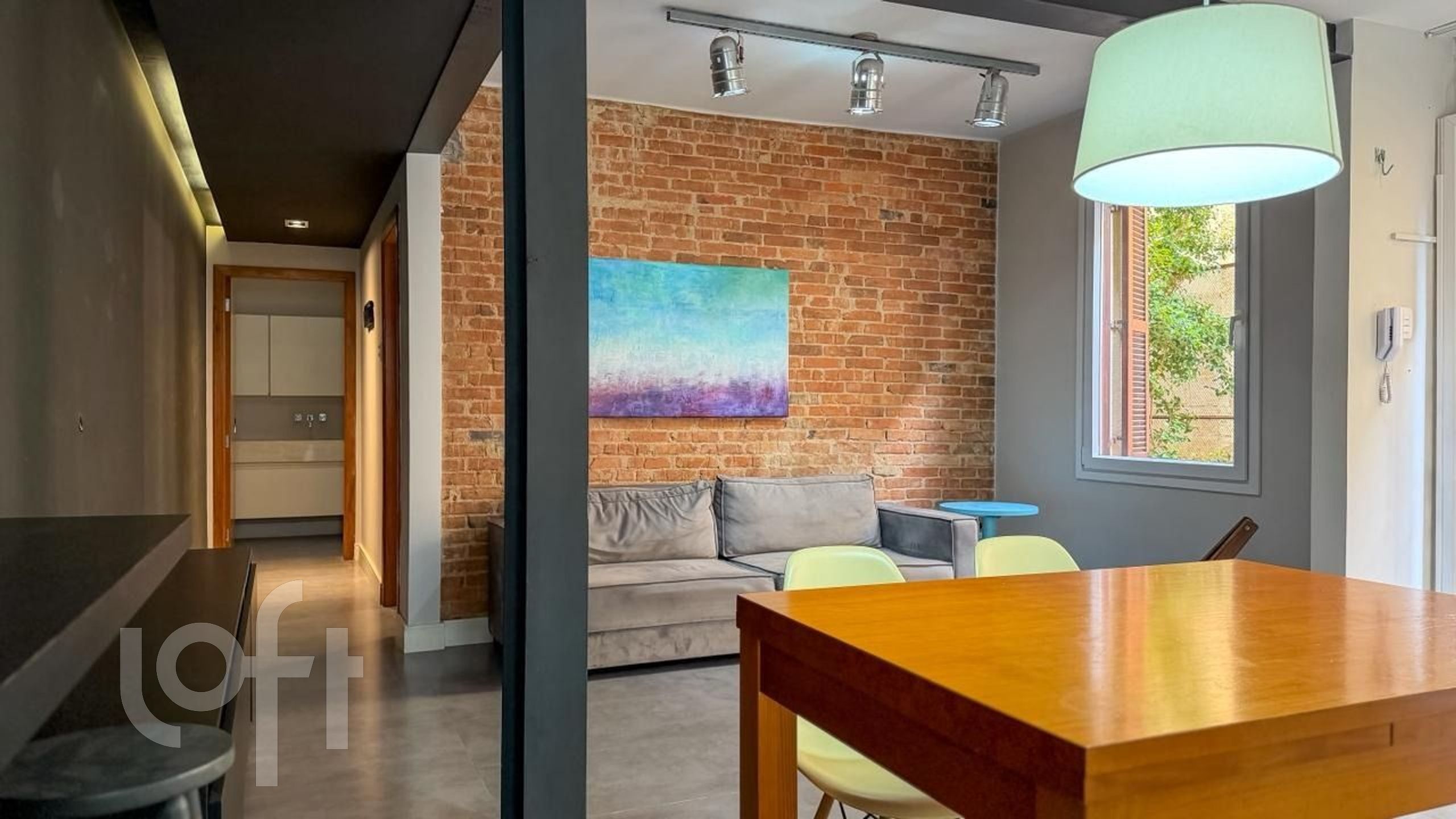 Apartamento com 70m², 2 dormitórios, 1 suíte, 1 vaga, Petrópolis em Porto Alegre