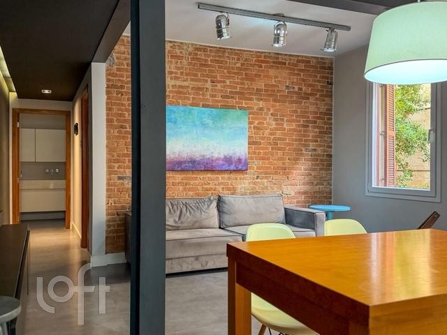 Apartamento com 70m², 2 dormitórios, 1 suíte, 1 vaga, Petrópolis em Porto Alegre