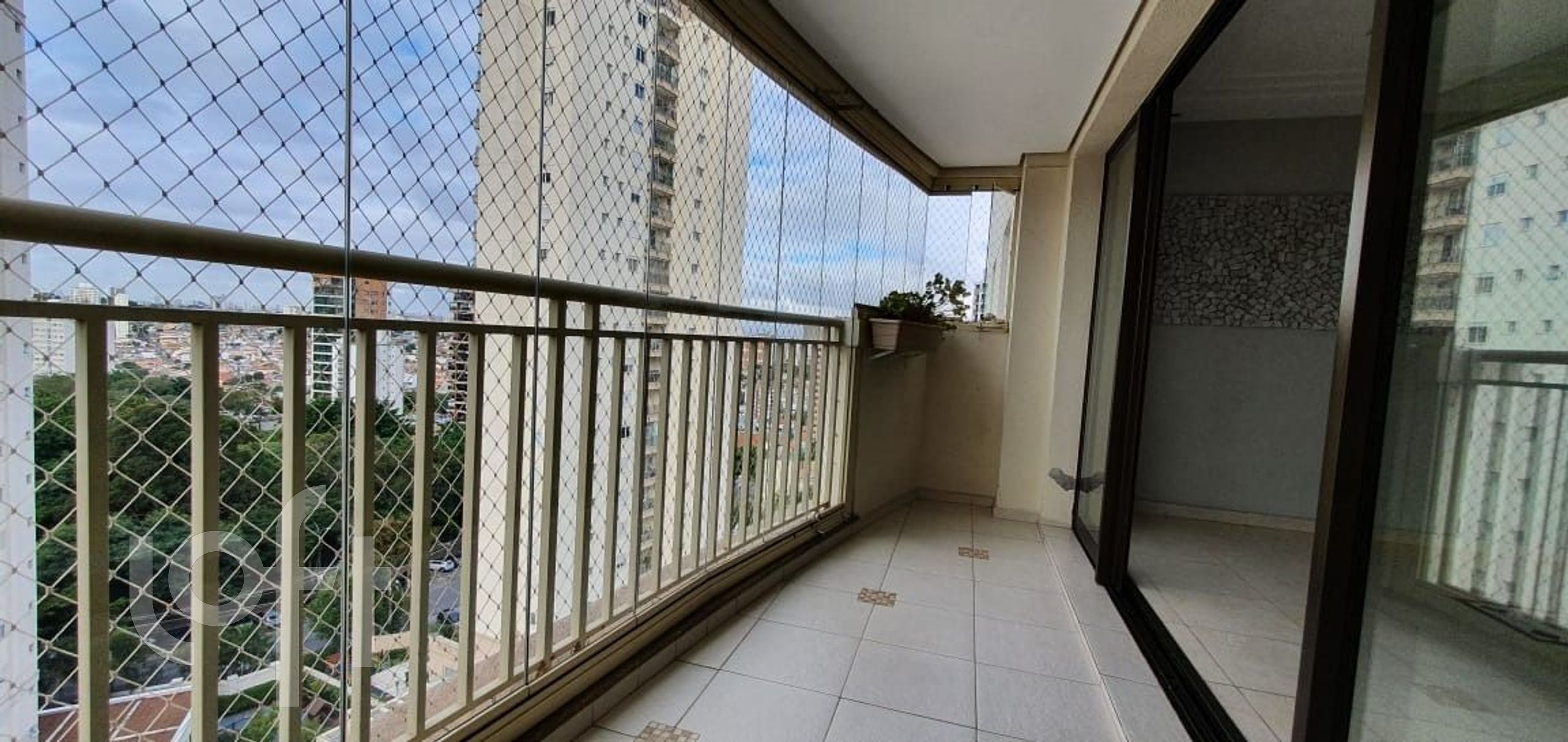 Apartamento à venda com 3 quartos, 104m² - Foto 3