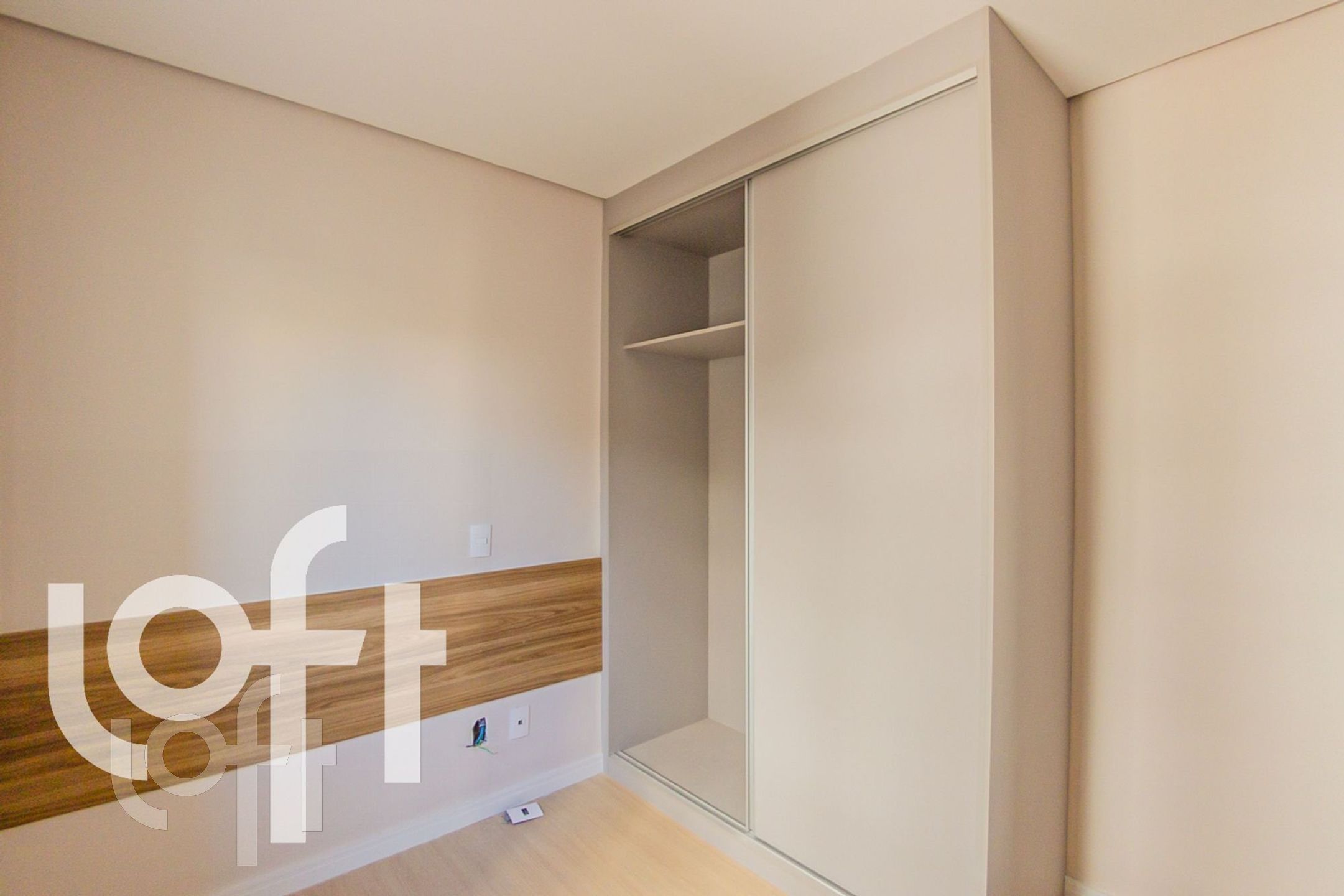 Apartamento à venda com 2 quartos, 58m² - Foto 2