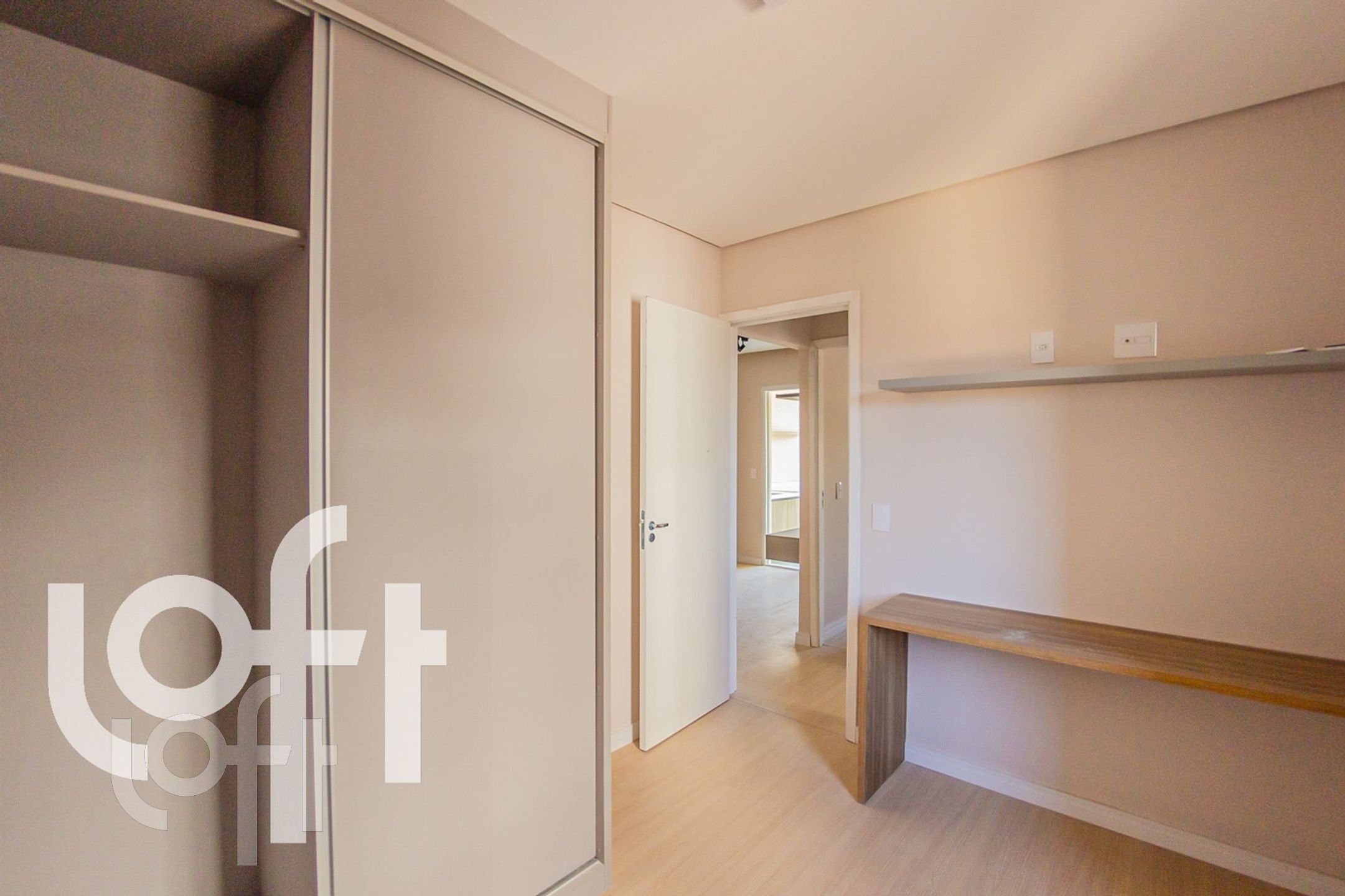 Apartamento à venda com 2 quartos, 58m² - Foto 4