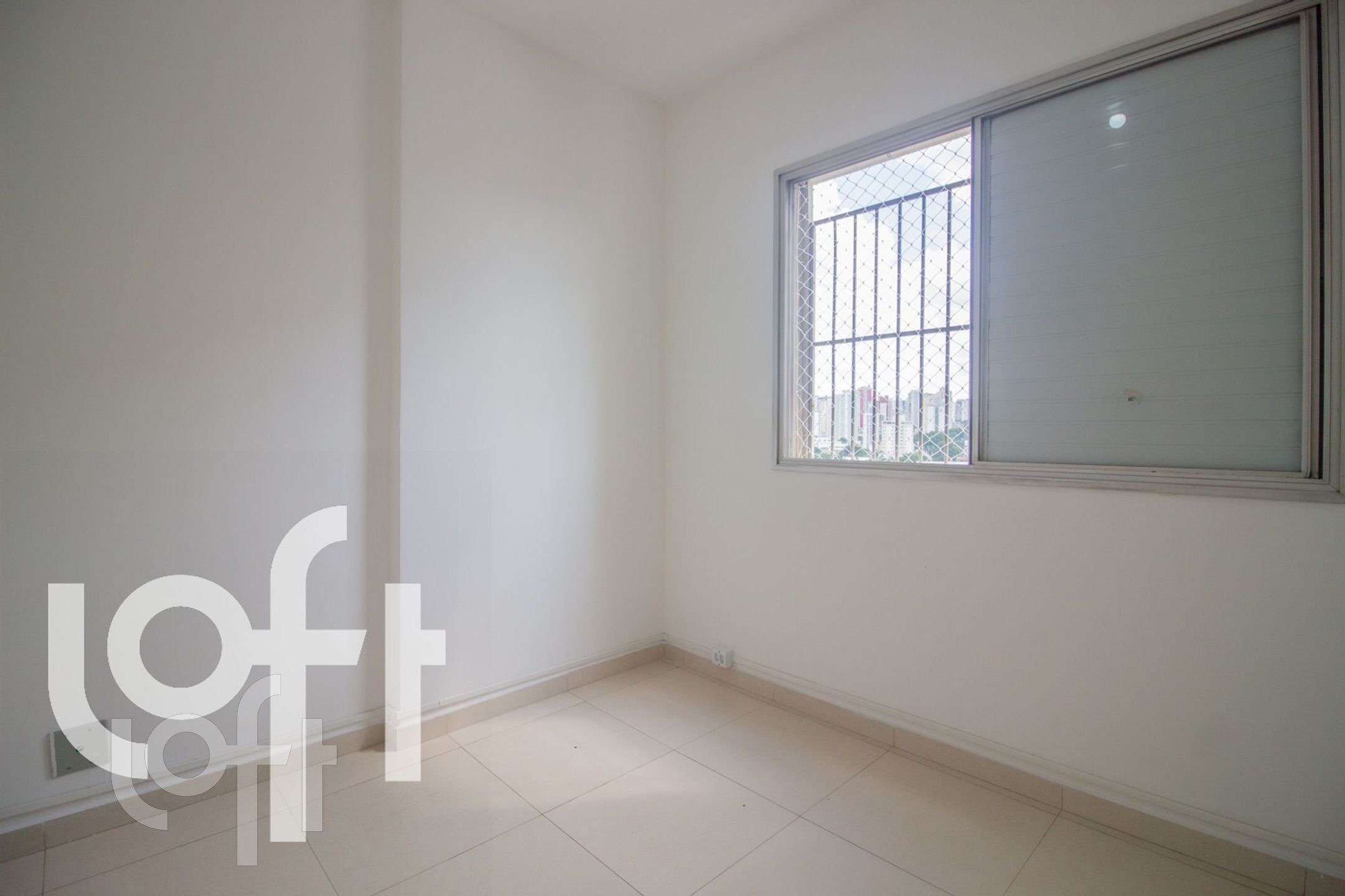 Apartamento à venda com 3 quartos, 84m² - Foto 3