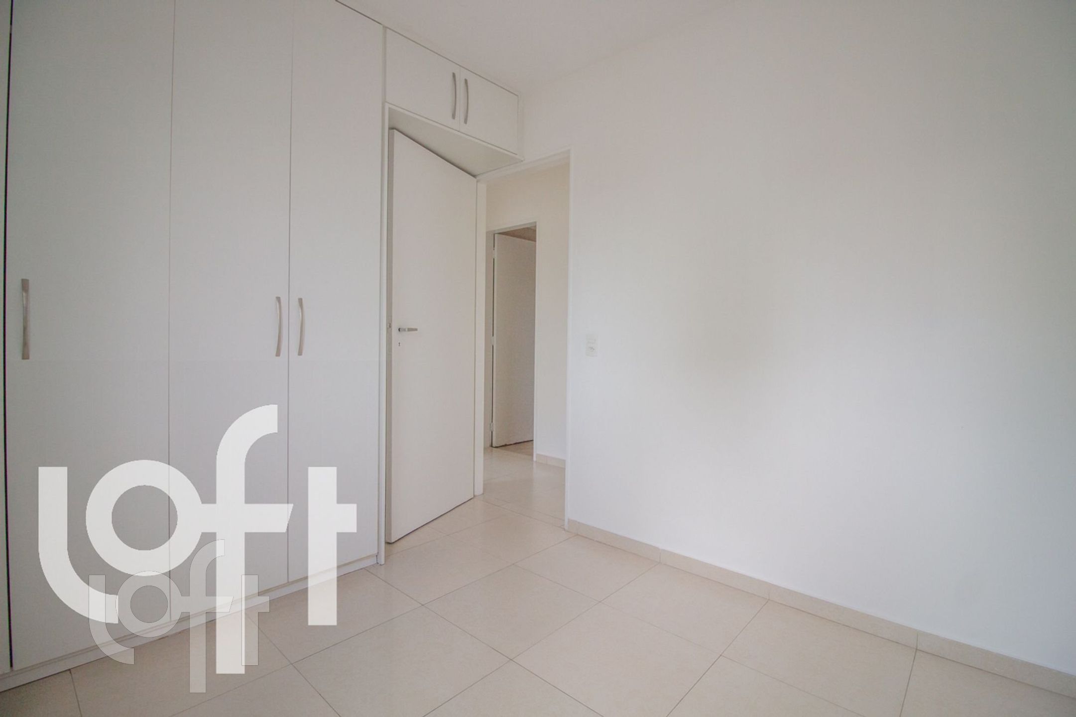 Apartamento à venda com 3 quartos, 84m² - Foto 4