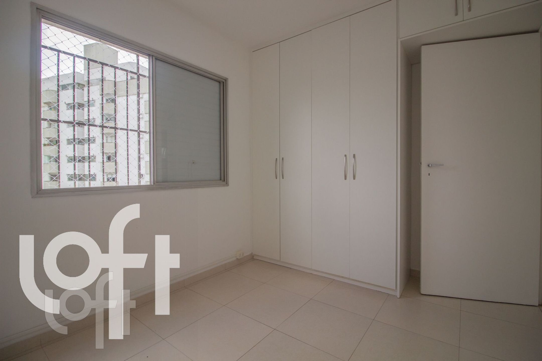 Apartamento à venda com 3 quartos, 84m² - Foto 2