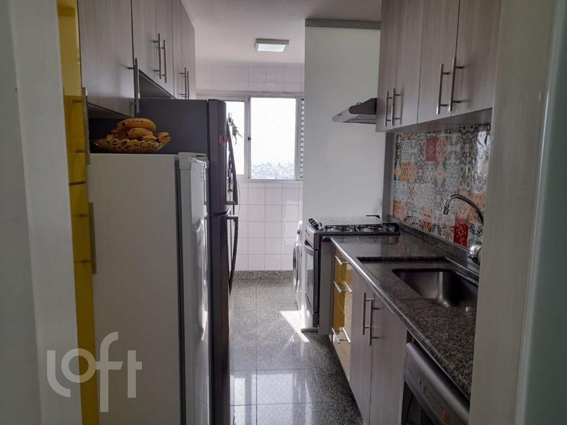 Apartamento à venda com 3 quartos, 75m² - Foto 6