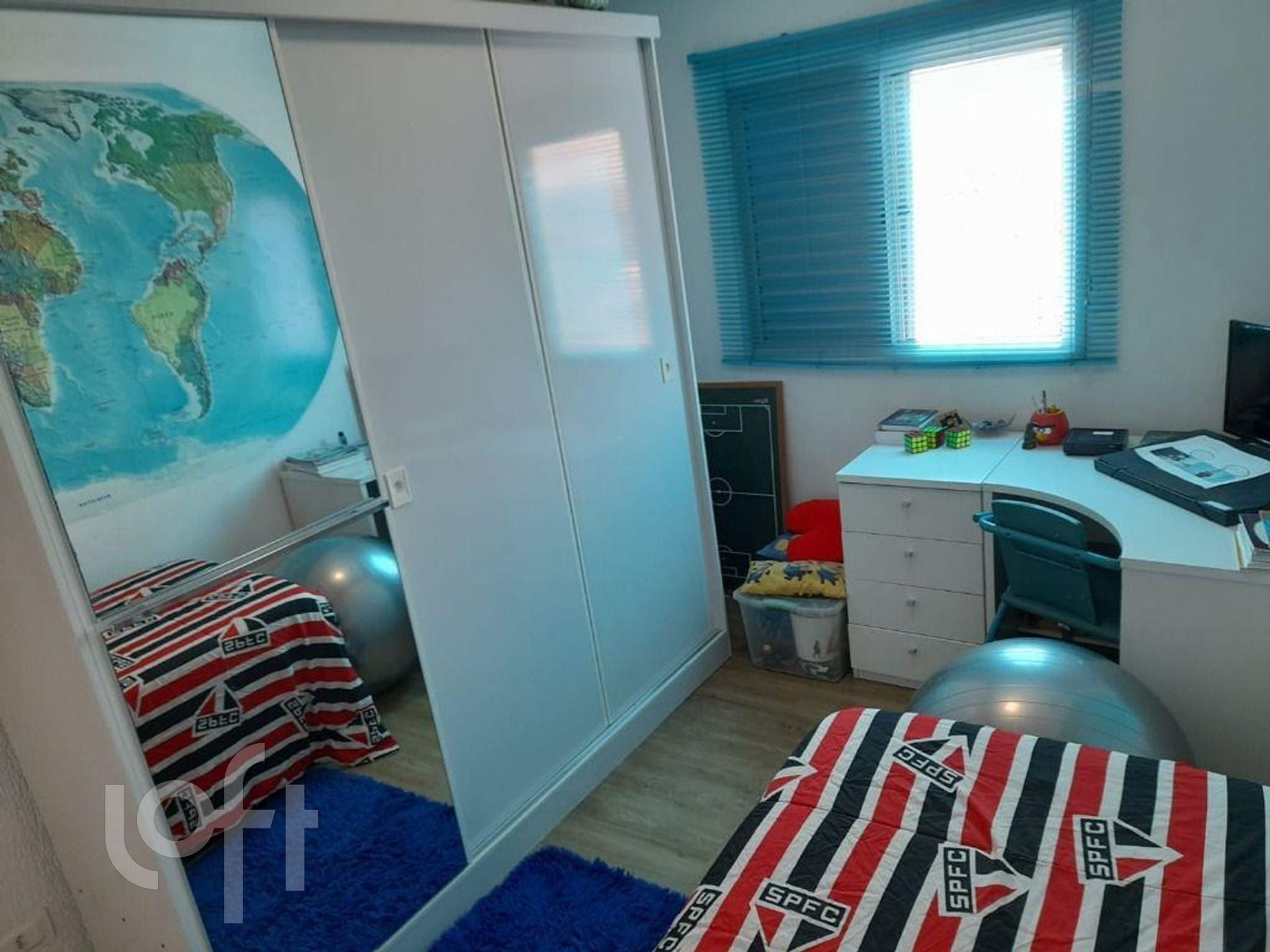 Apartamento à venda com 3 quartos, 75m² - Foto 4