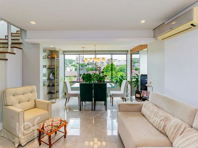 Apartamento com 206m², 3 dormitórios, 1 suíte, 2 vagas, Chácara das Pedras em Porto Alegre