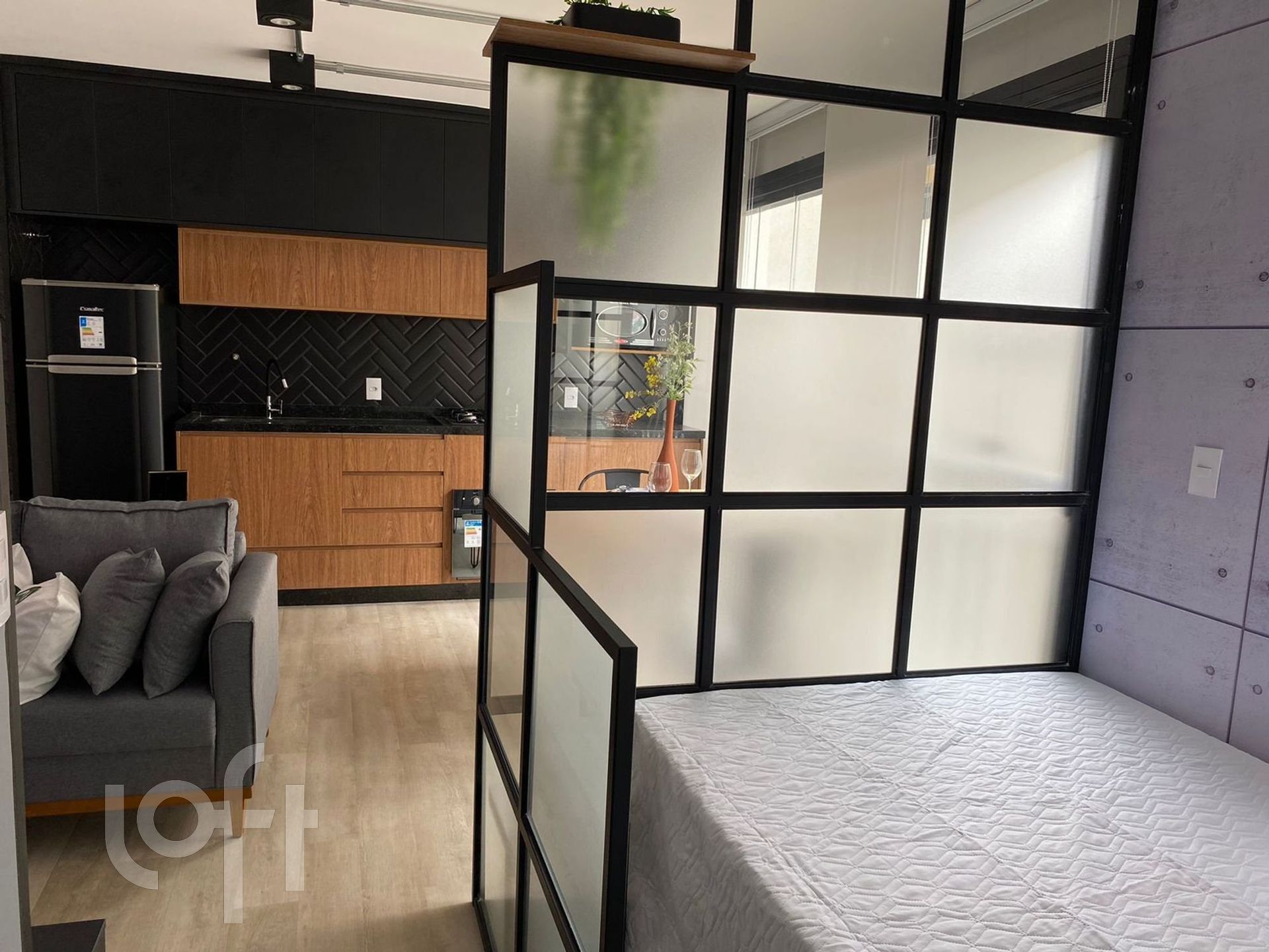 Apartamento à venda com 1 quarto, 27m² - Foto 2