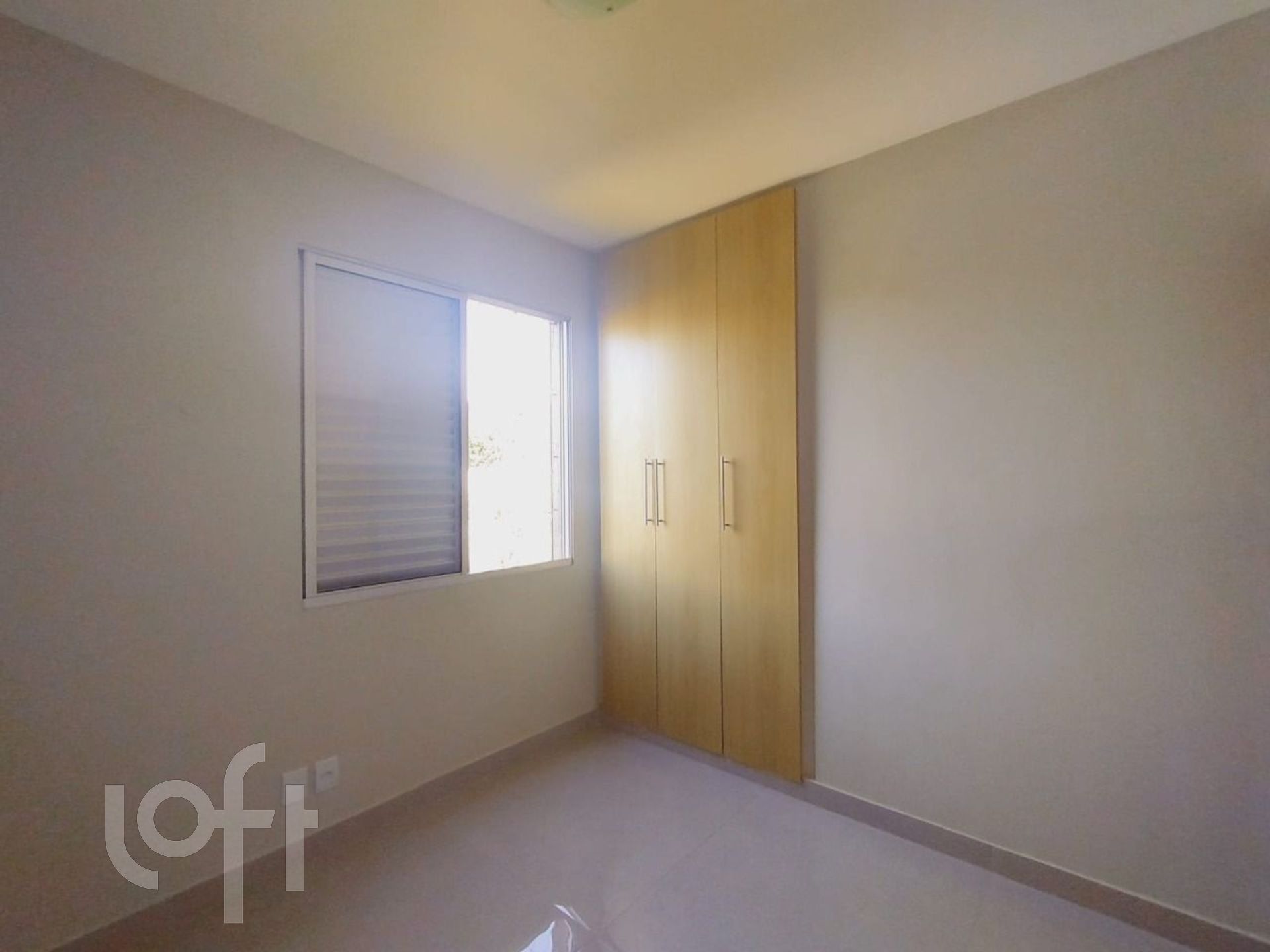 Apartamento à venda com 4 quartos, 213m² - Foto 5