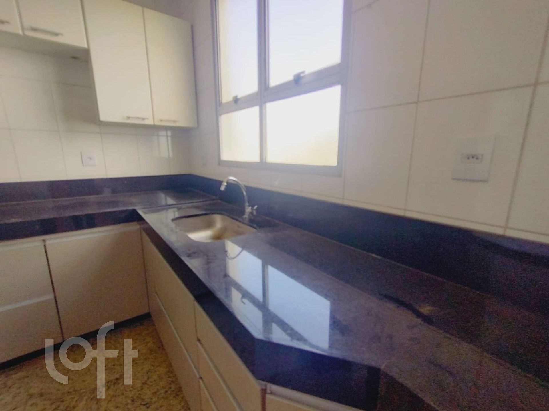 Apartamento à venda com 4 quartos, 213m² - Foto 18