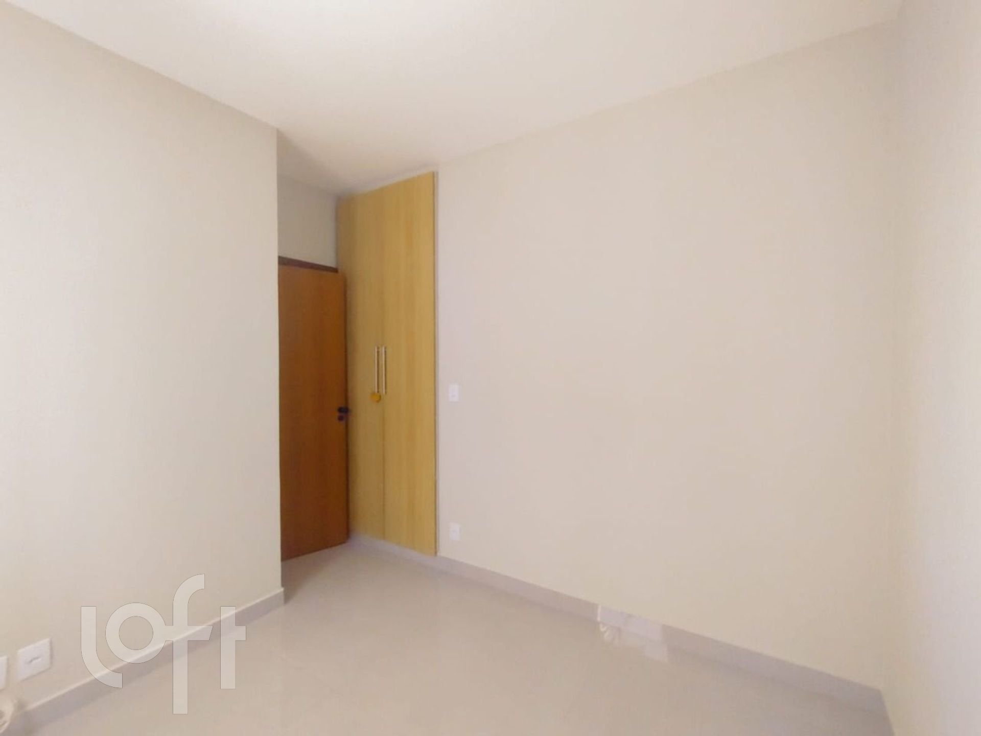 Apartamento à venda com 4 quartos, 213m² - Foto 10