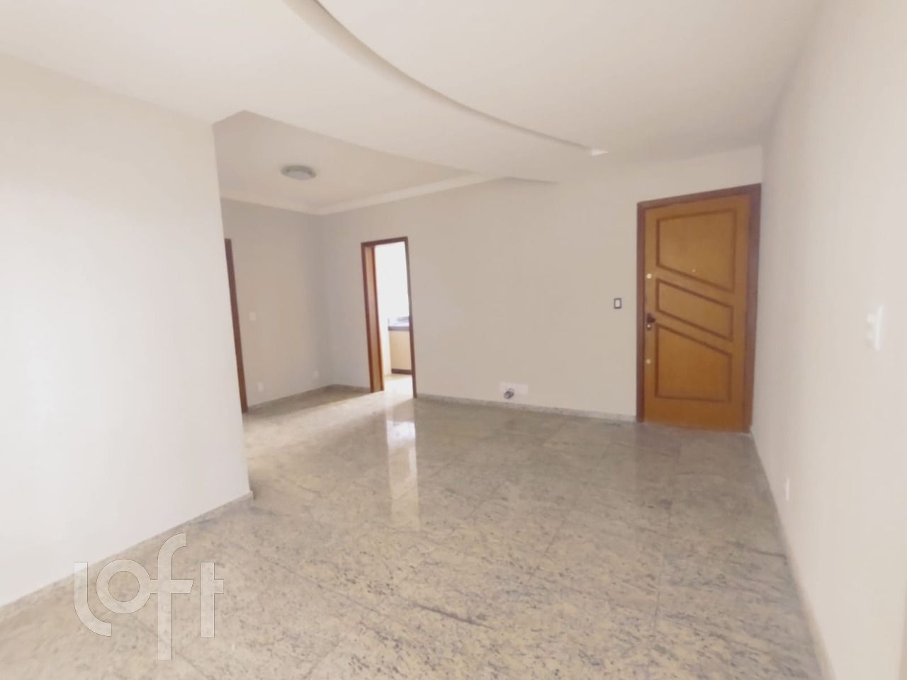 Apartamento à venda com 4 quartos, 214m² - Foto 1