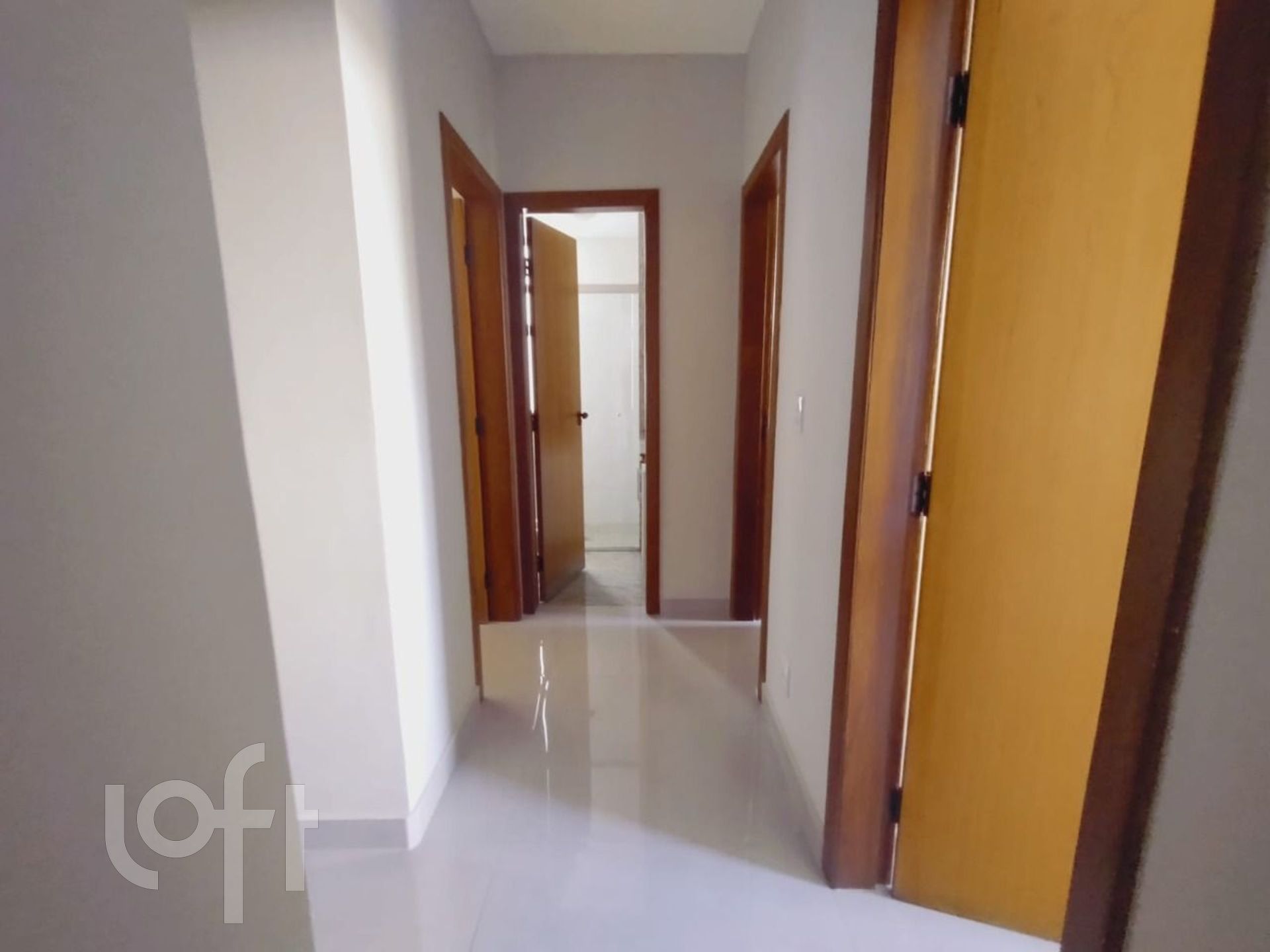 Apartamento à venda com 4 quartos, 213m² - Foto 6