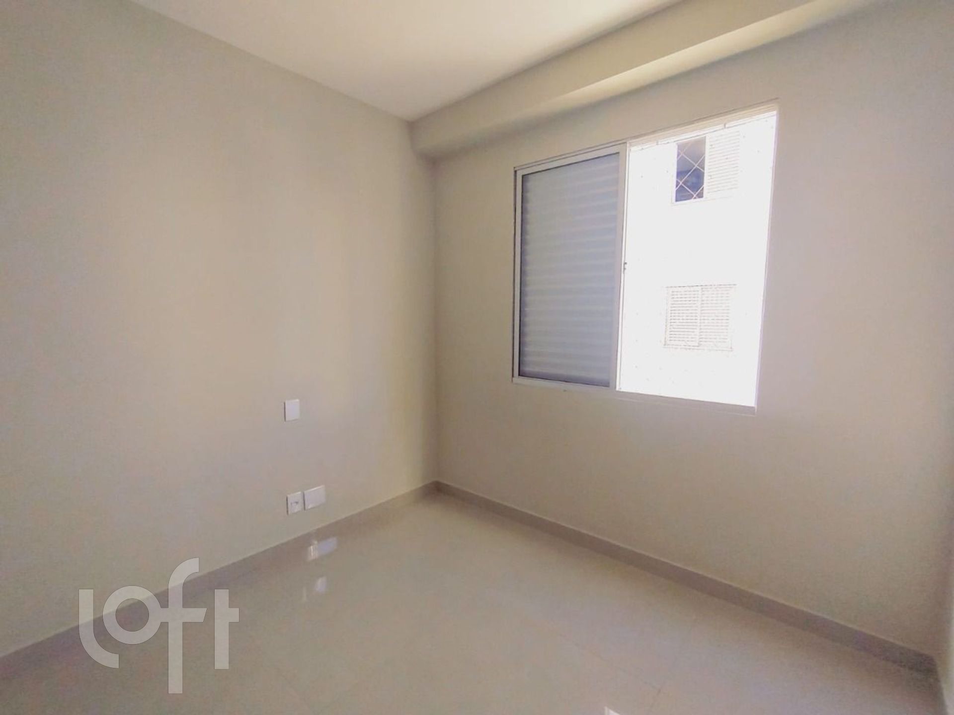 Apartamento à venda com 4 quartos, 213m² - Foto 11