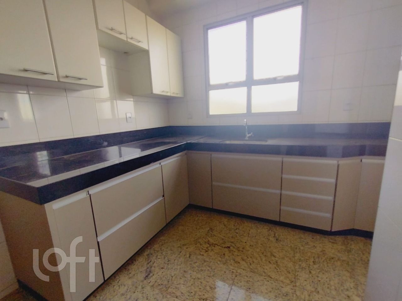 Apartamento à venda com 4 quartos, 214m² - Foto 21