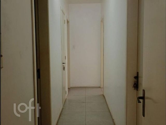 Casa com 191m², 3 dormitórios, 1 suíte, 2 vagas, Chácara das Pedras em Porto Alegre