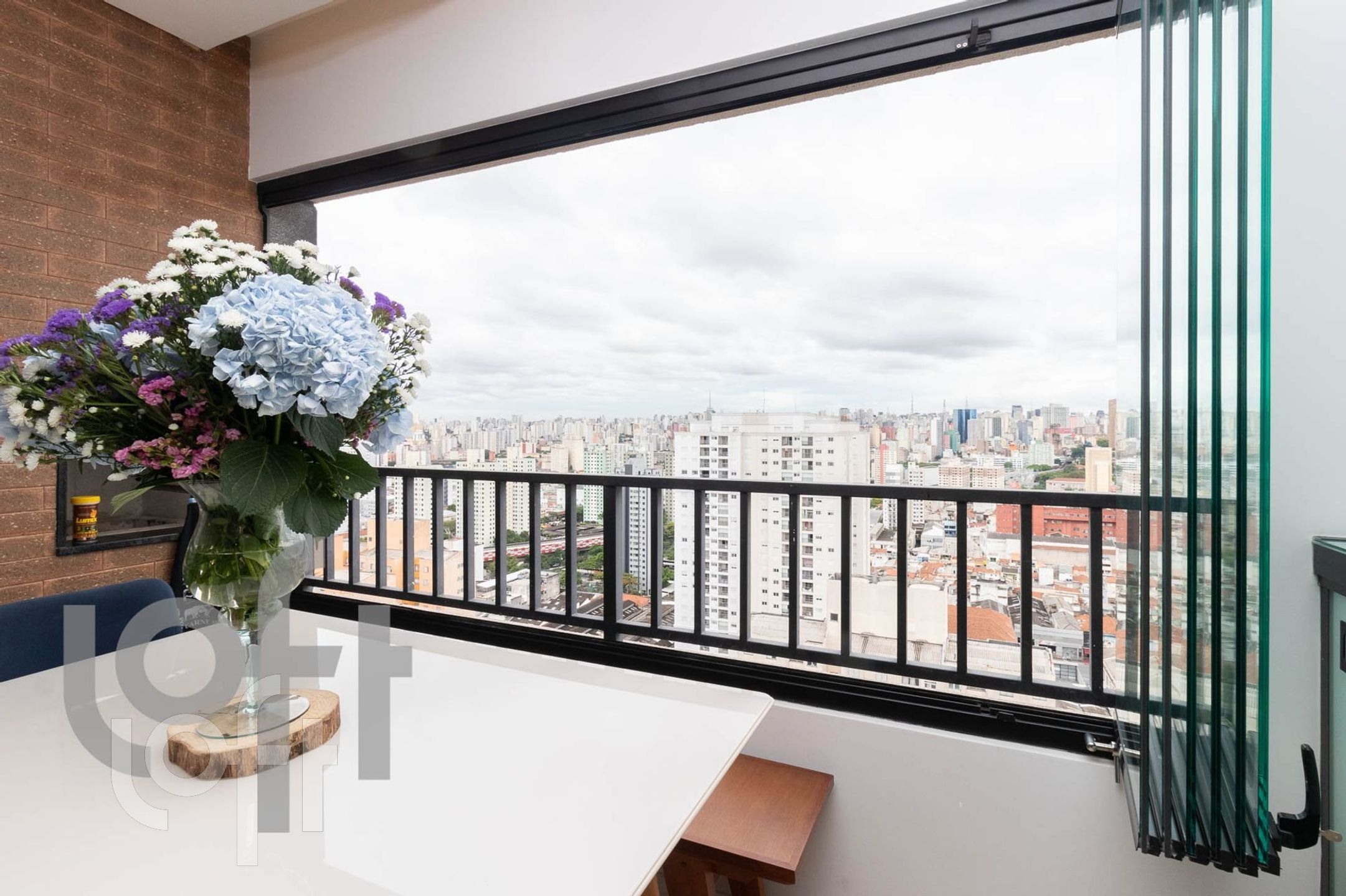 Apartamento à venda com 2 quartos, 57m² - Foto 13