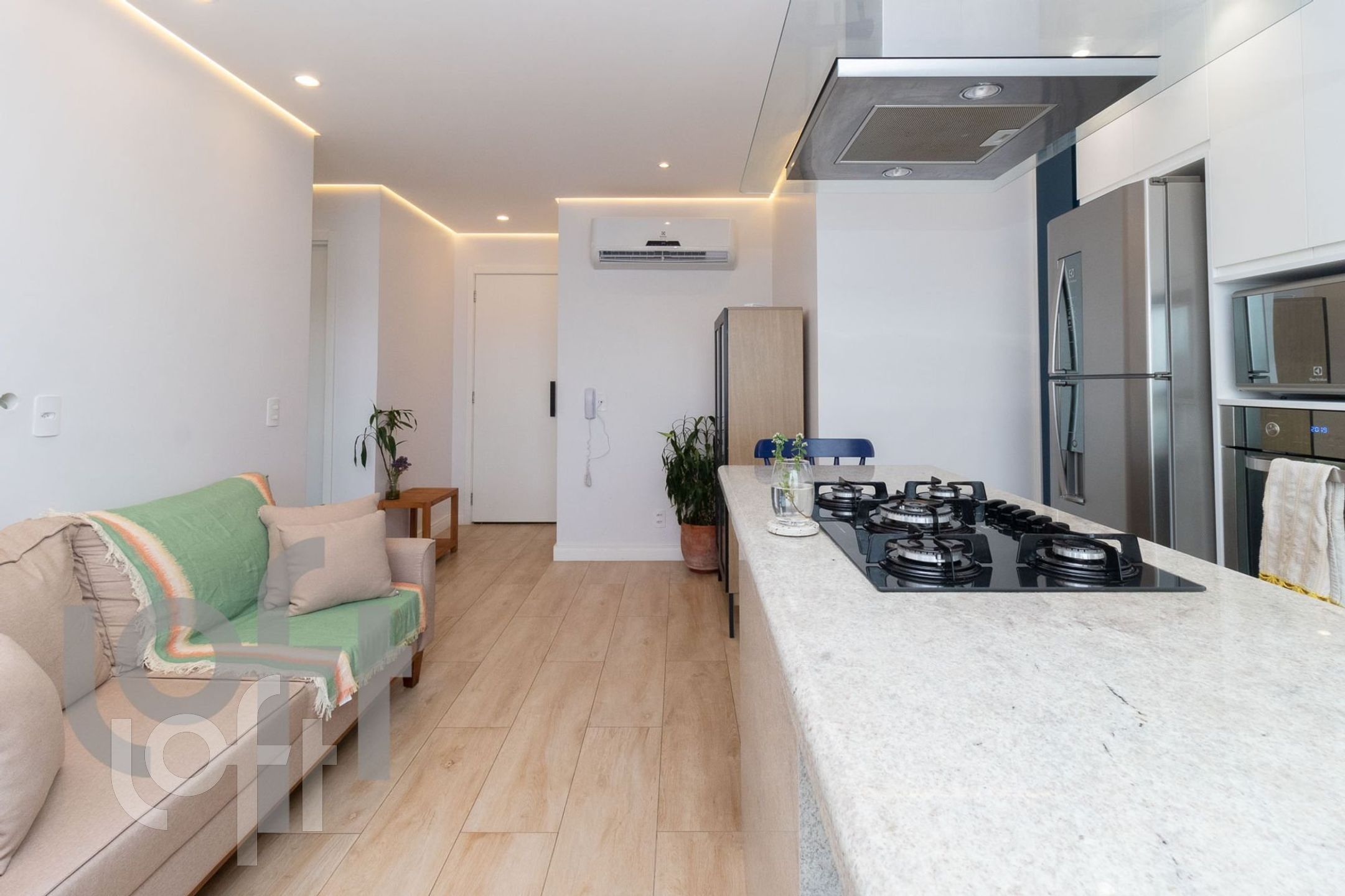 Apartamento à venda com 2 quartos, 57m² - Foto 18