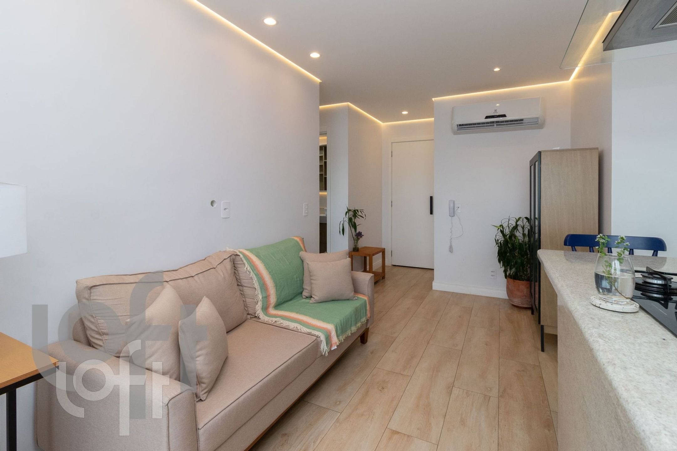 Apartamento à venda com 2 quartos, 57m² - Foto 16