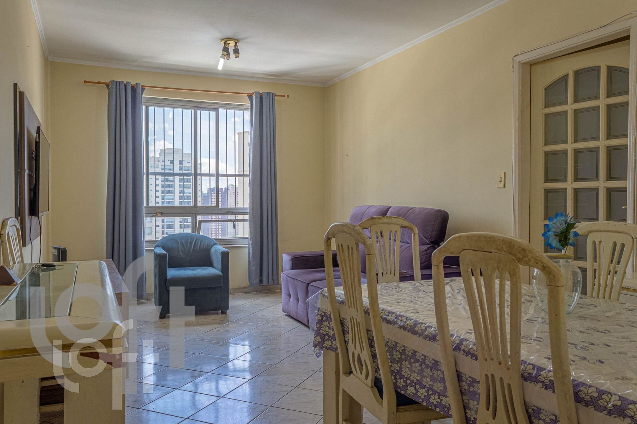 Apartamento à venda com 3 quartos, 82m² - Foto 1