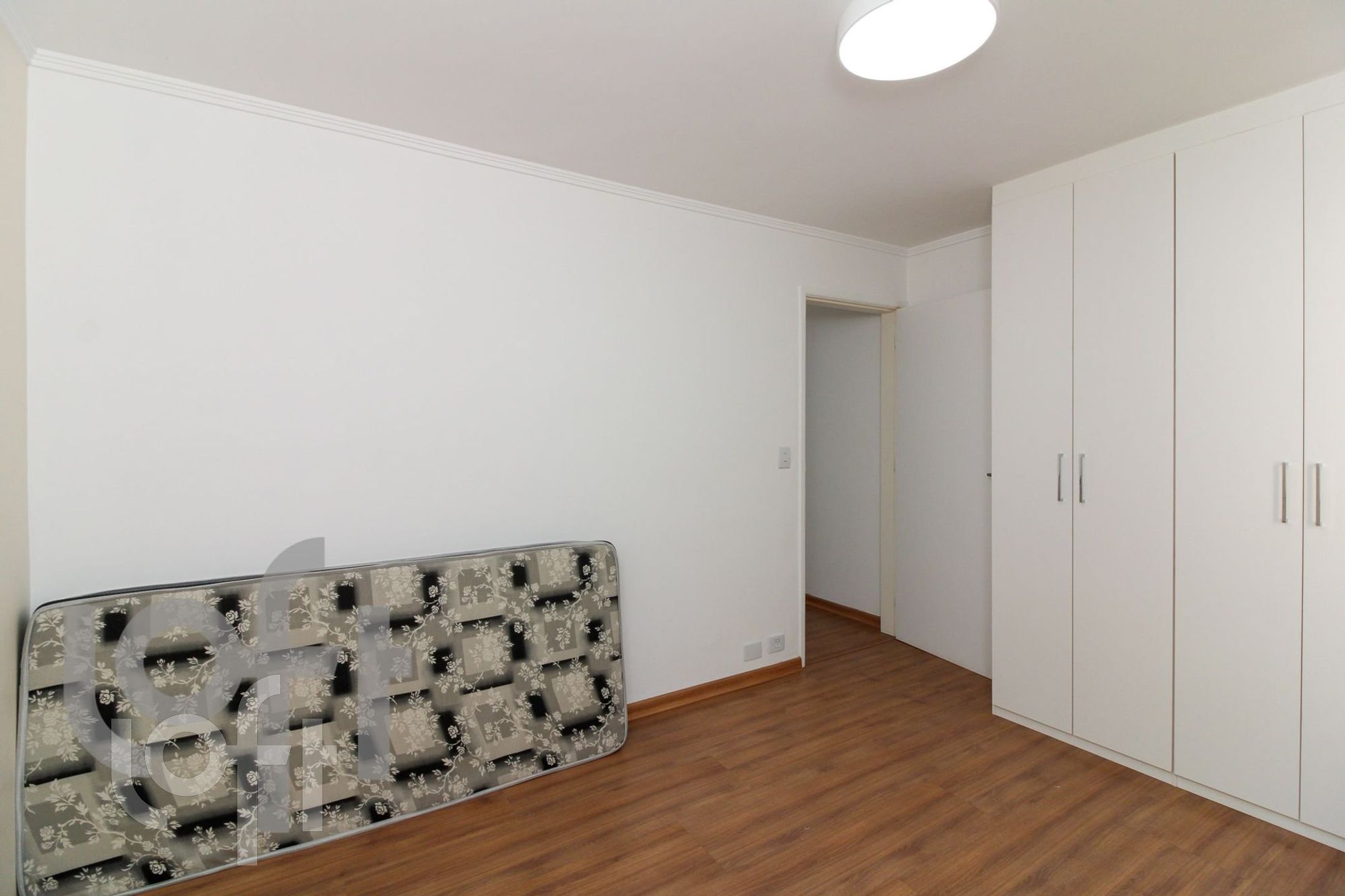 Apartamento à venda com 2 quartos, 69m² - Foto 8