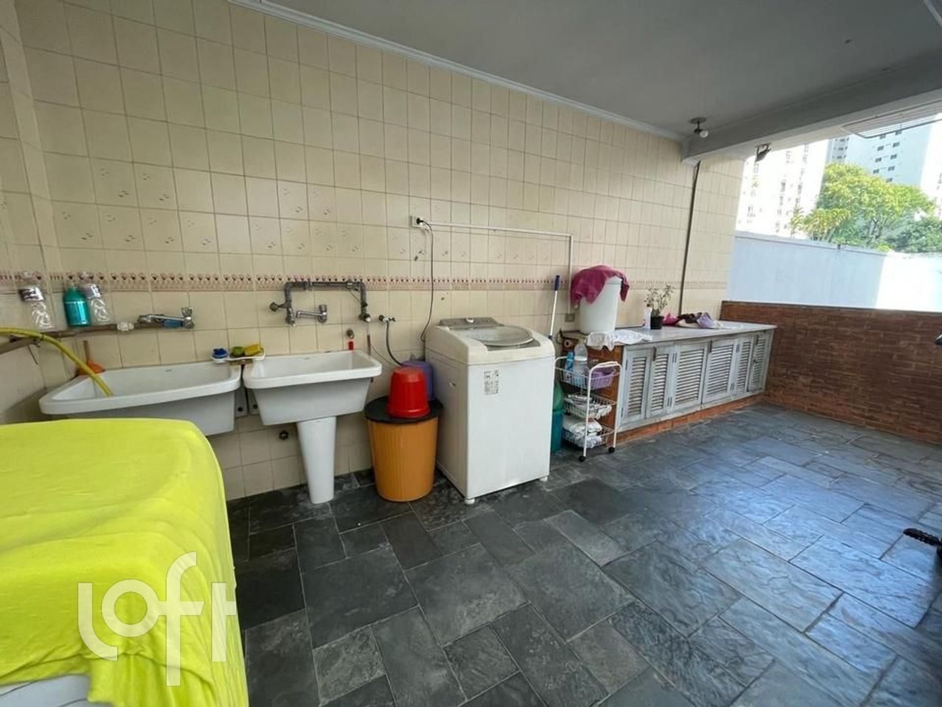 Casa à venda com 3 quartos, 600m² - Foto 8