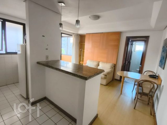 Apartamento com 46m², 1 dormitório, 1 vaga, Rio Branco em Porto Alegre