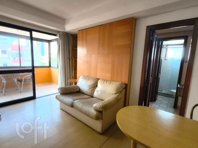 Apartamento com 46m², 1 dormitório, 1 vaga, Rio Branco em Porto Alegre