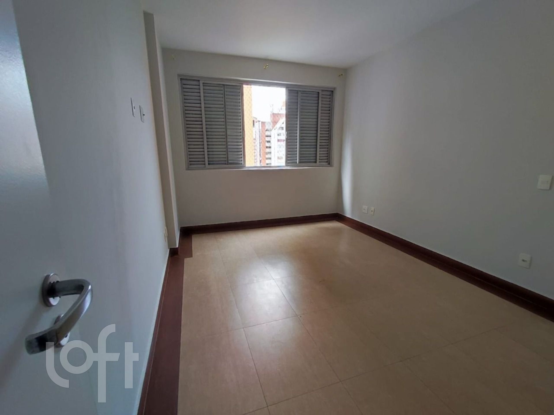 Apartamento à venda com 3 quartos, 198m² - Foto 21